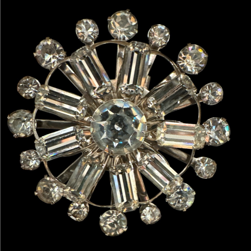 Coro Brooch 18$